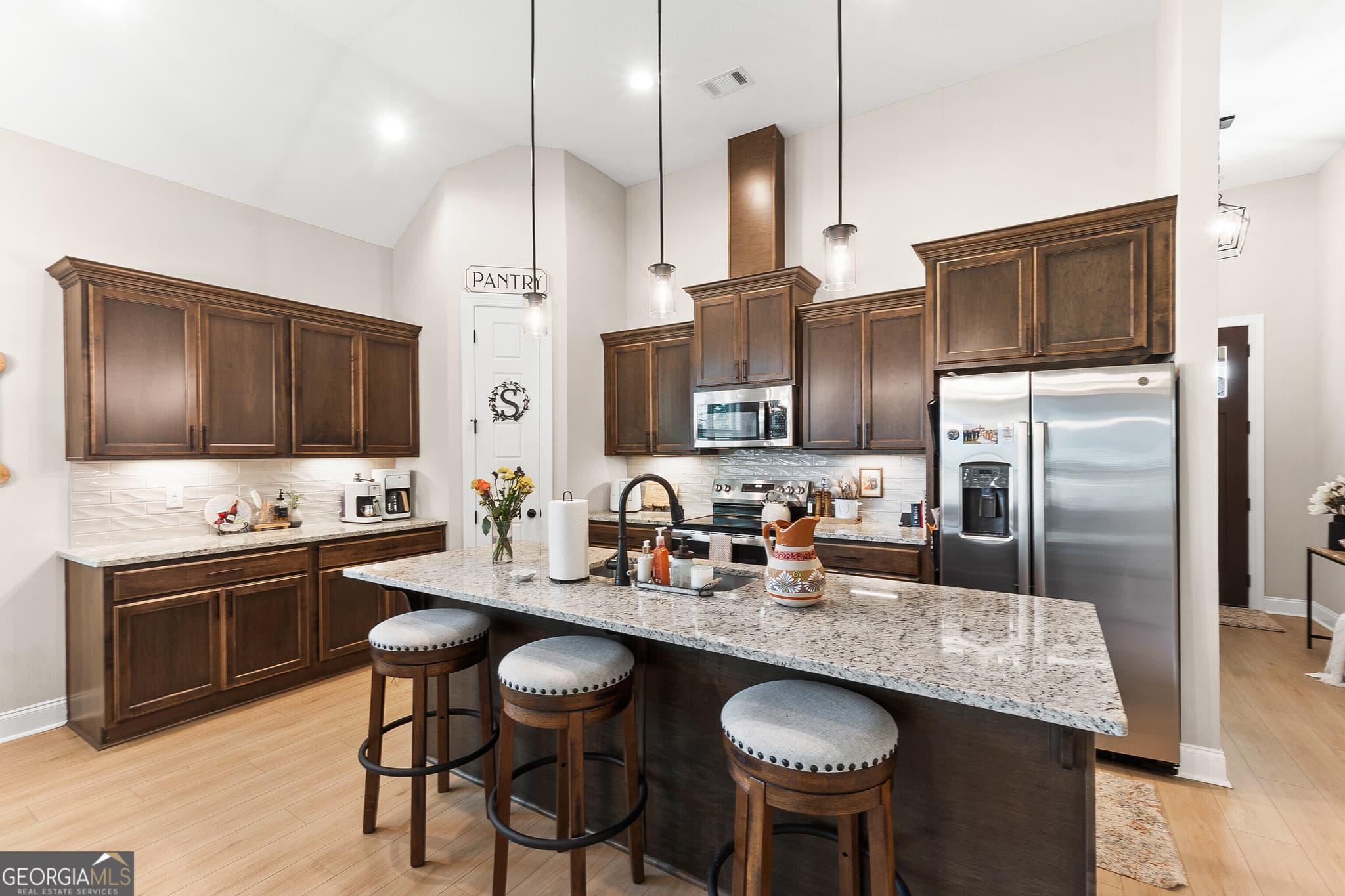 4 bedroom, 2 bathroom, 2,104 sq ft single family residence for sale at 403 Cannon Point Drive, Bonaire, GA 31005 — photo 7