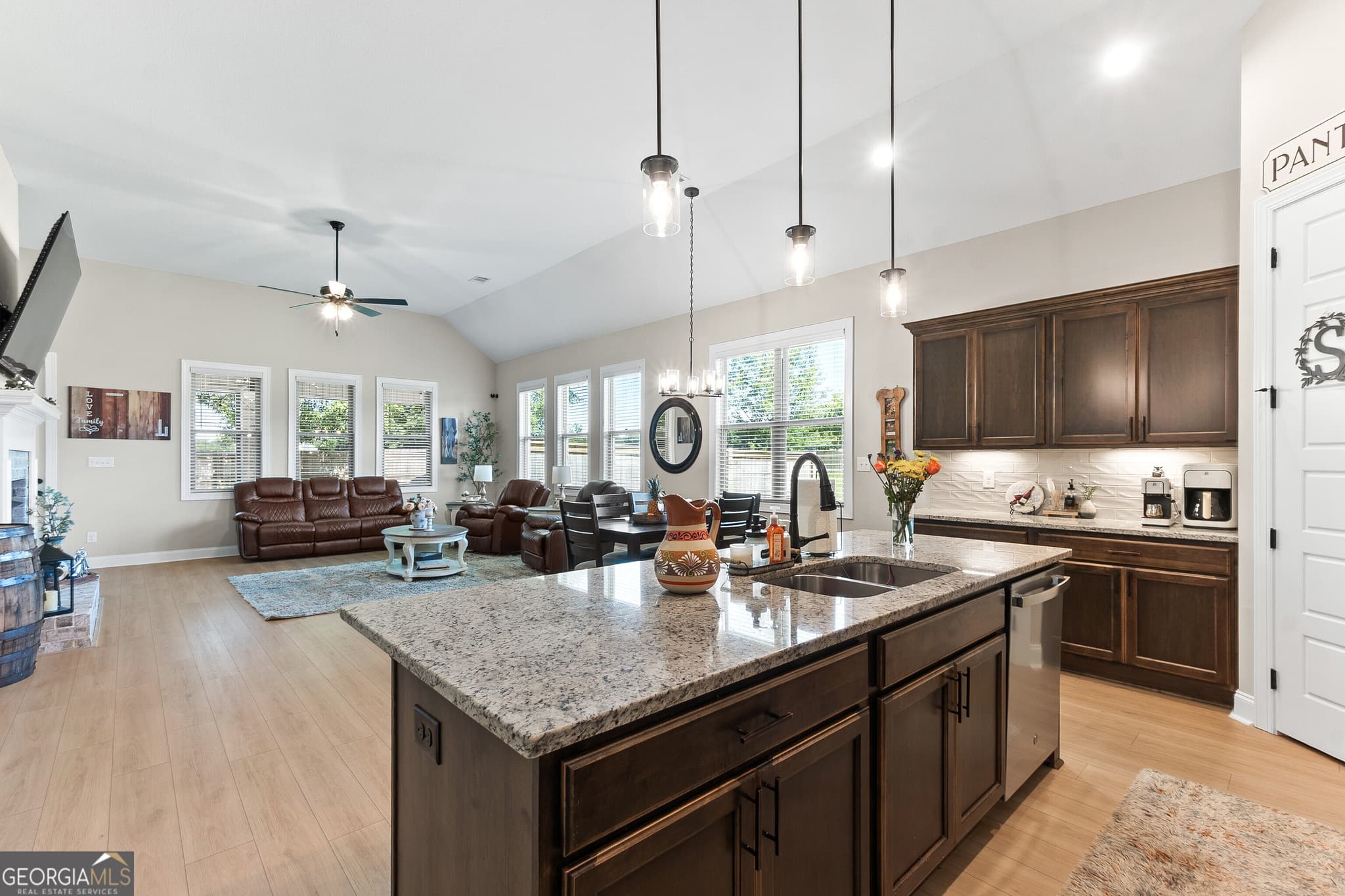 4 bedroom, 2 bathroom, 2,104 sq ft single family residence for sale at 403 Cannon Point Drive, Bonaire, GA 31005 — photo 5