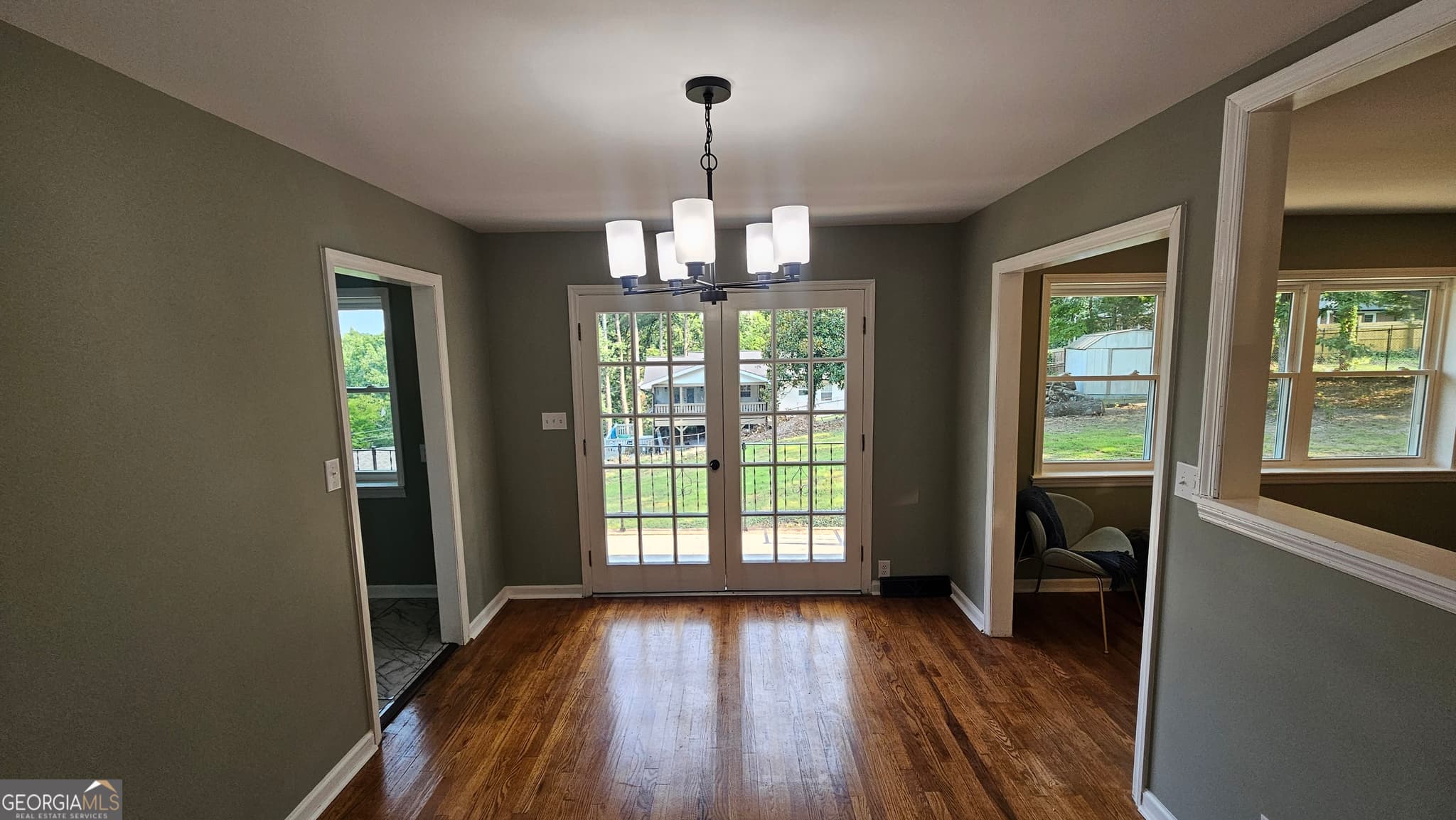 4 bedroom, 2 bathroom, 1,918 sq ft single family residence for sale at 1305 Dana Drive, Dalton, GA 30720 — photo 7
