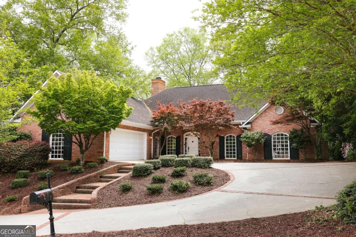 2 bedroom, 2 bathroom, 2,427 sq ft single family residence for sale at 105 Princeton Mill Road, Athens, GA 30606