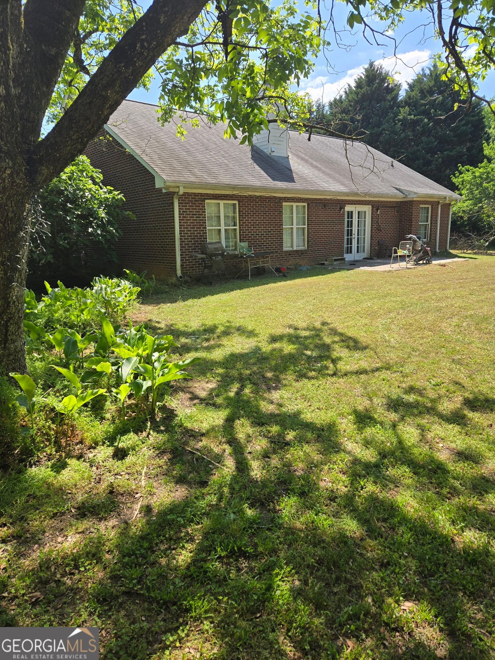 3 bedroom, 2 bathroom, 1,499 sq ft single family residence for sale at 104 ADAMS Court, Eatonton, GA 31024 — photo 3