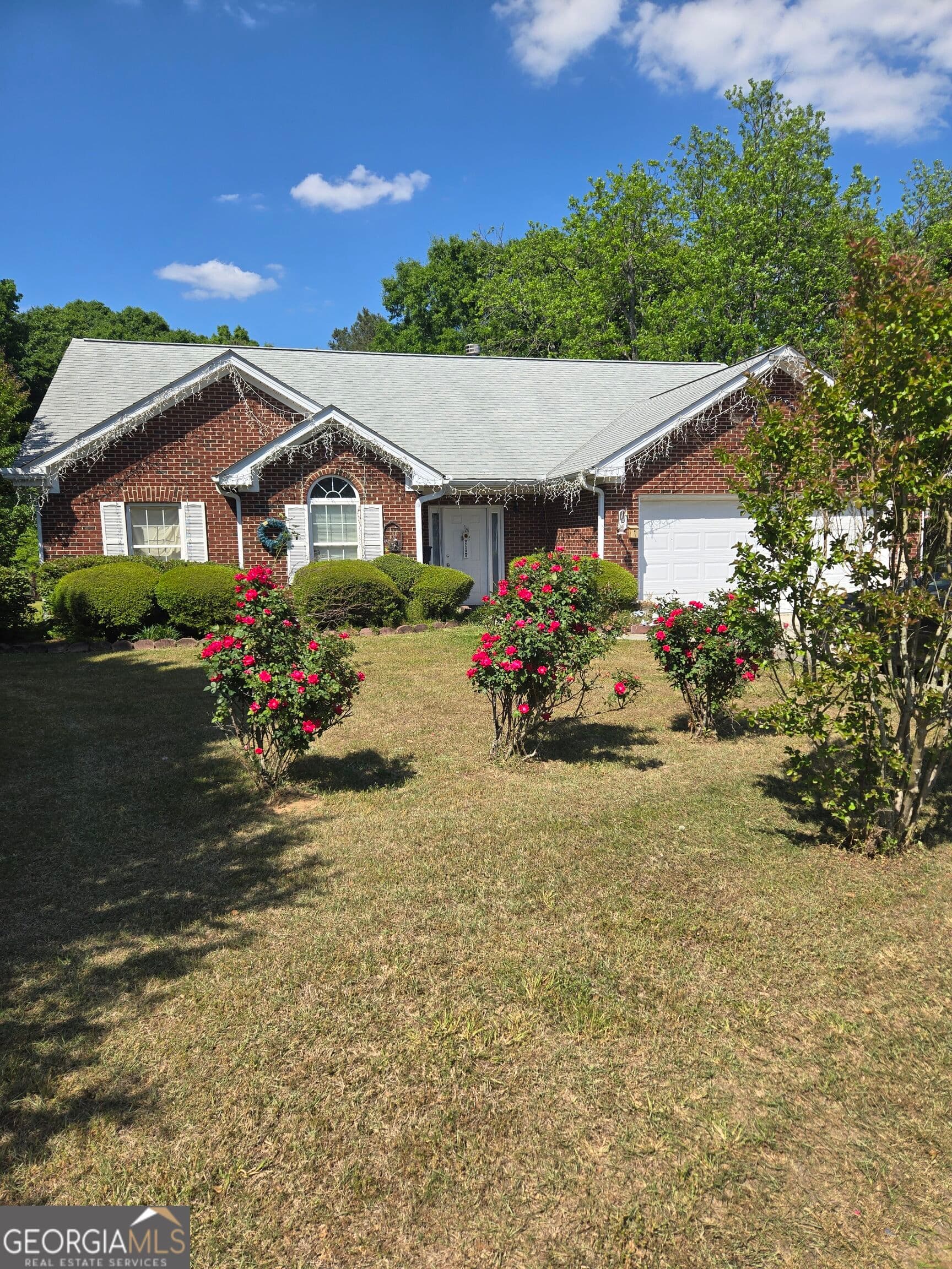 3 bedroom, 2 bathroom, 1,499 sq ft single family residence for sale at 104 ADAMS Court, Eatonton, GA 31024 — photo 1 of 4