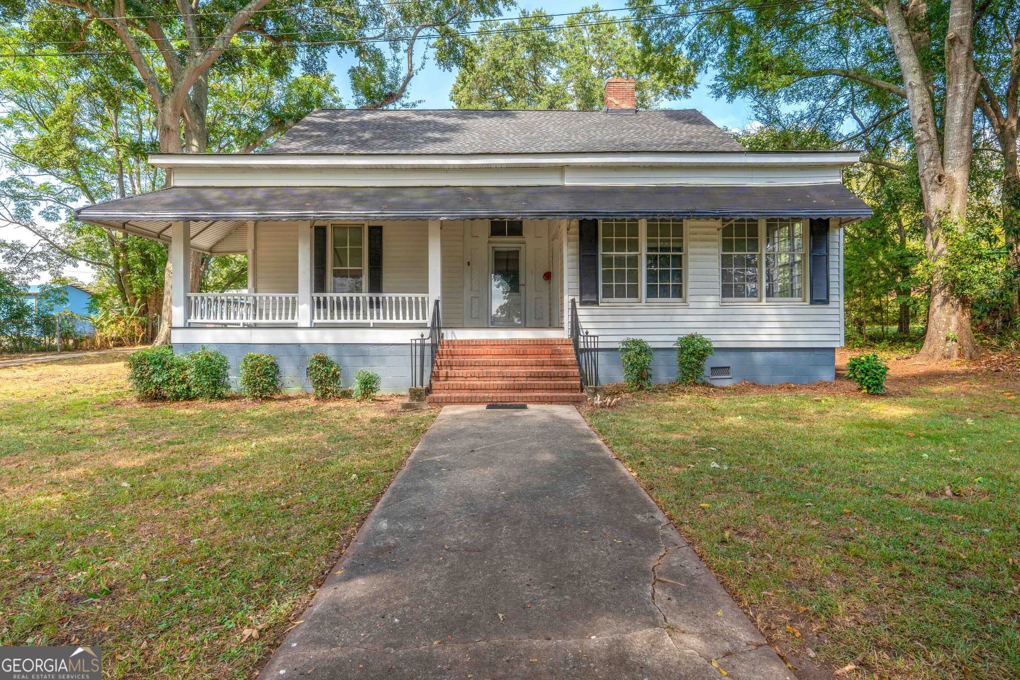 4 bedroom, 2 bathroom, 2,074 sq ft single family residence for sale at 30 Depot Street, Molena, GA 30258