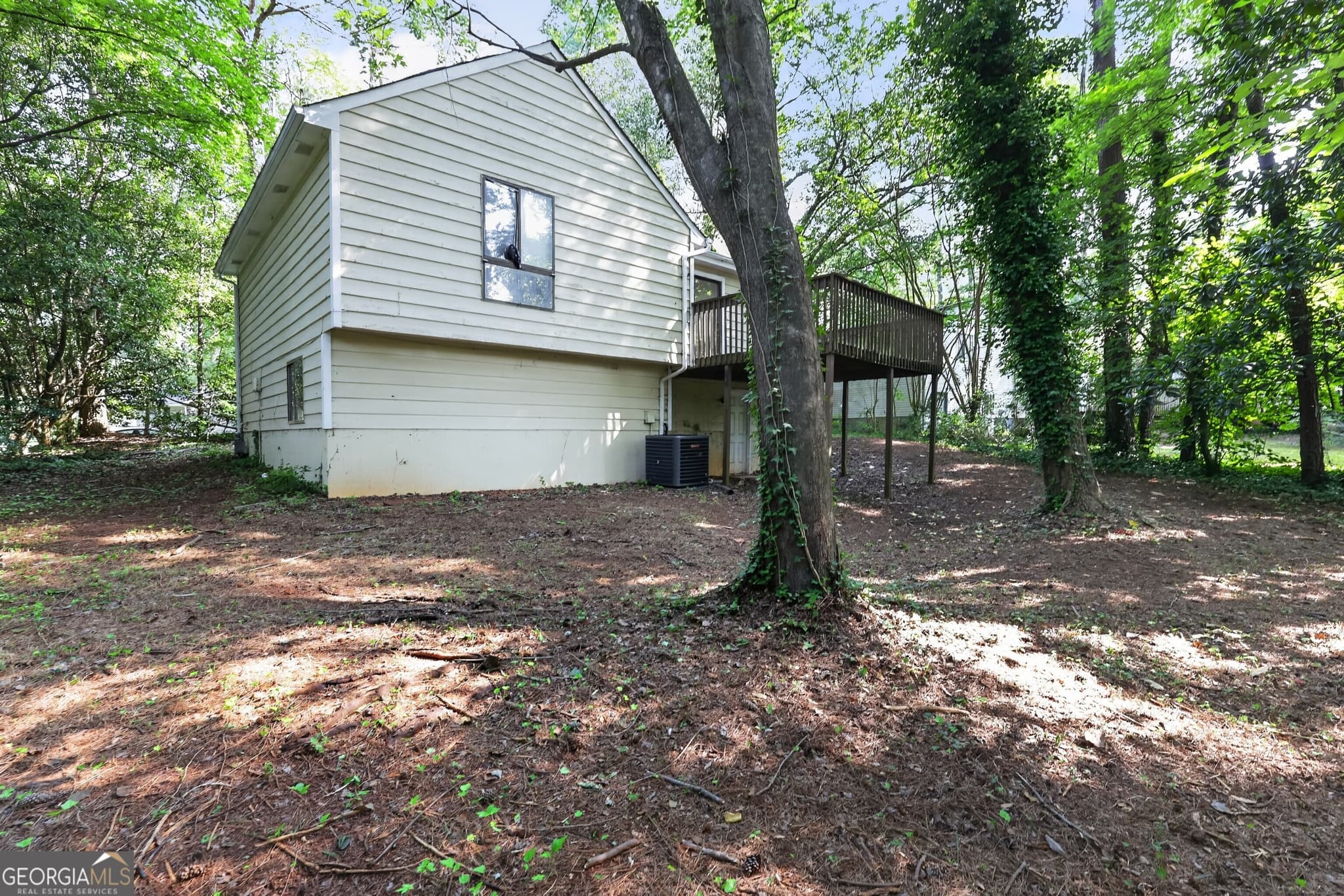3 bedroom, 2.5 bathroom, 1,600 sq ft single family residence for sale at 5105 Stone Trace, Stone Mountain, GA 30083 — photo 8