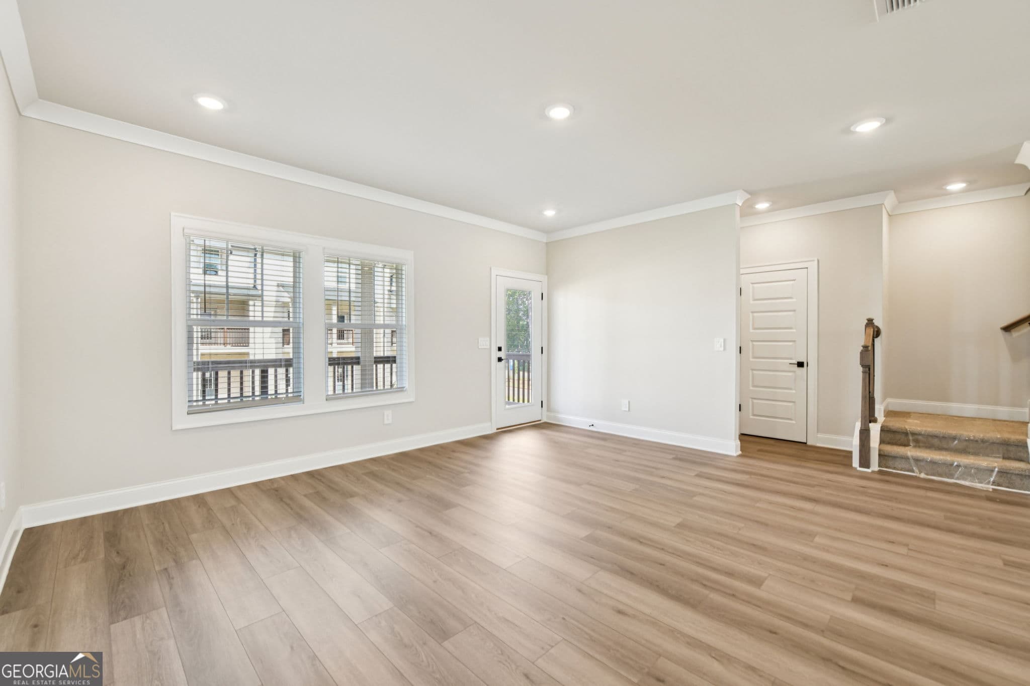 4 bedroom, 3.5 bathroom, 2,386 sq ft townhouse for sale at 431 Elise Way, Lawrenceville, GA 30045 — photo 8