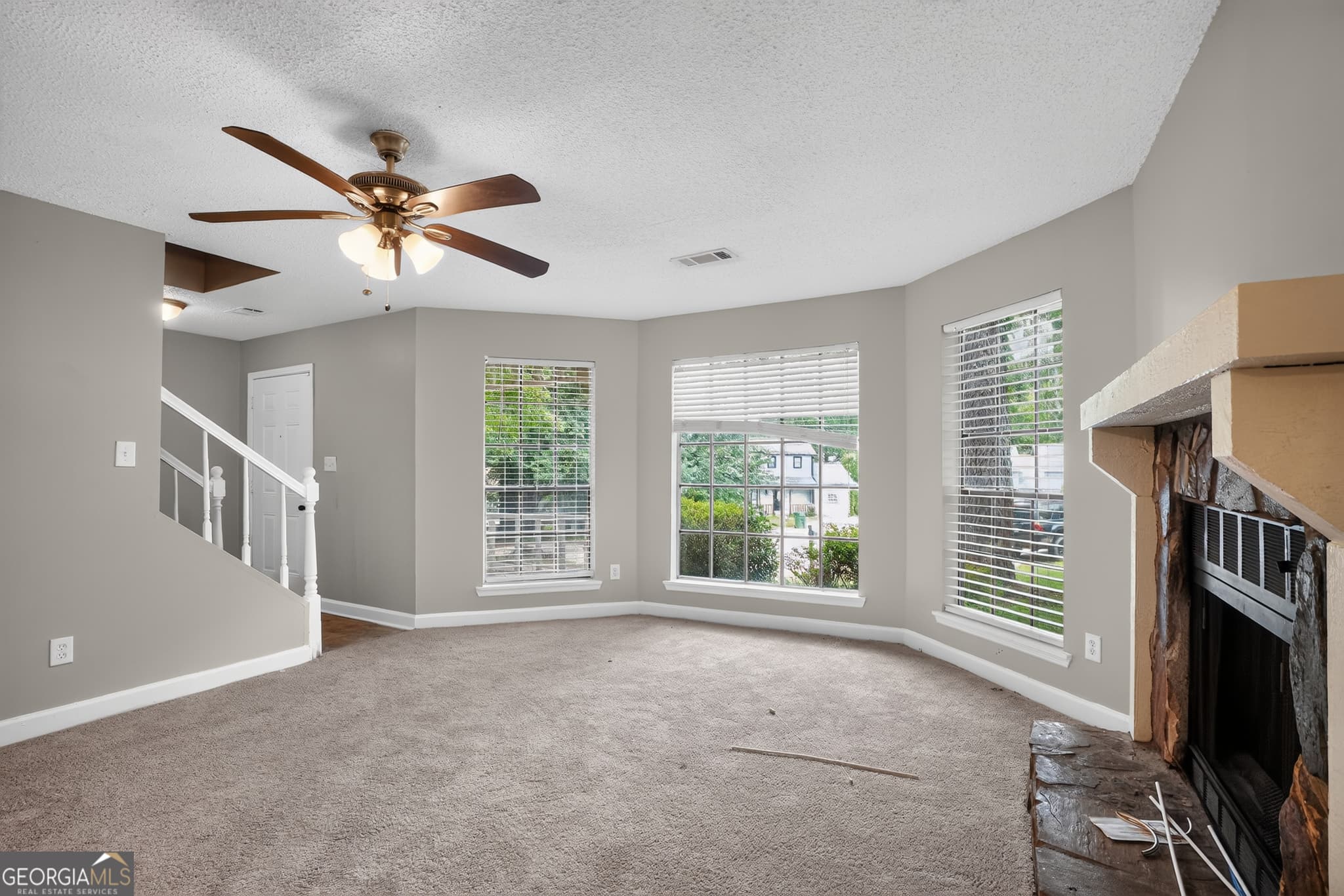 3 bedroom, 2.5 bathroom, 1,920 sq ft single family residence for sale at 939 Lake Drive Court, Stone Mountain, GA 30088 — photo 10