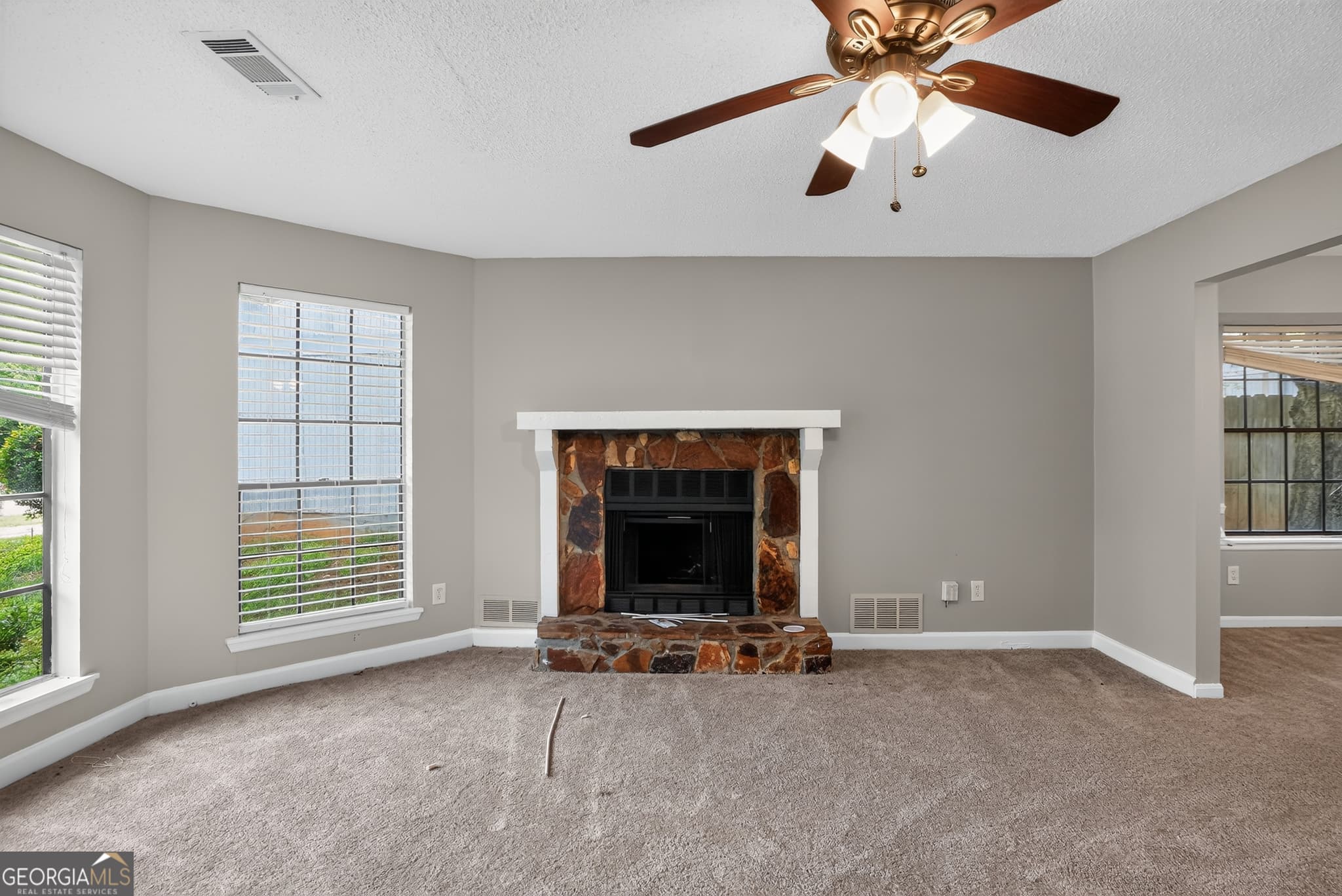 3 bedroom, 2.5 bathroom, 1,920 sq ft single family residence for sale at 939 Lake Drive Court, Stone Mountain, GA 30088 — photo 8