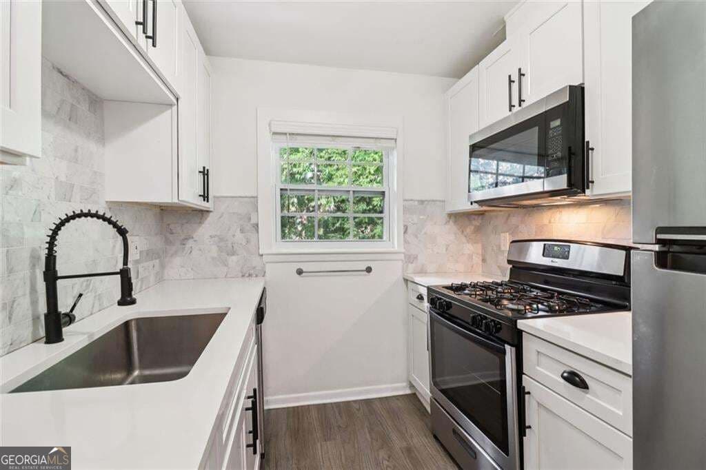 1 bedroom, 1 bathroom, 640 sq ft condominium for sale at 1284 Piedmont Avenue 12, Atlanta, GA 30309 — photo 1 of 24