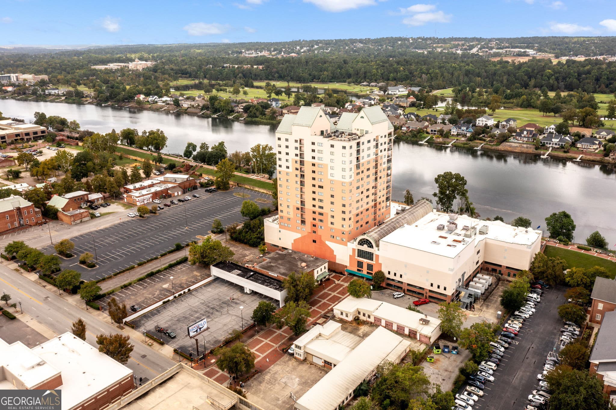 2 bedroom, 2 bathroom, 1,416 sq ft condominium for sale at 1 7th Street, Augusta, GA 30901 — photo 6