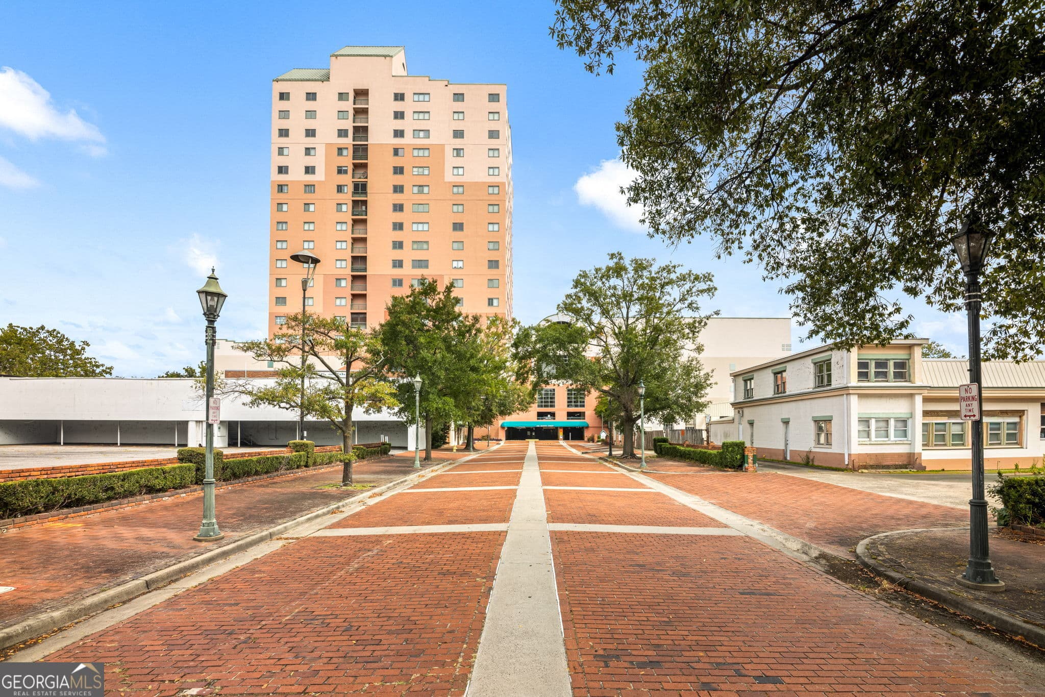 2 bedroom, 2 bathroom, 1,416 sq ft condominium for sale at 1 7th Street, Augusta, GA 30901 — photo 5
