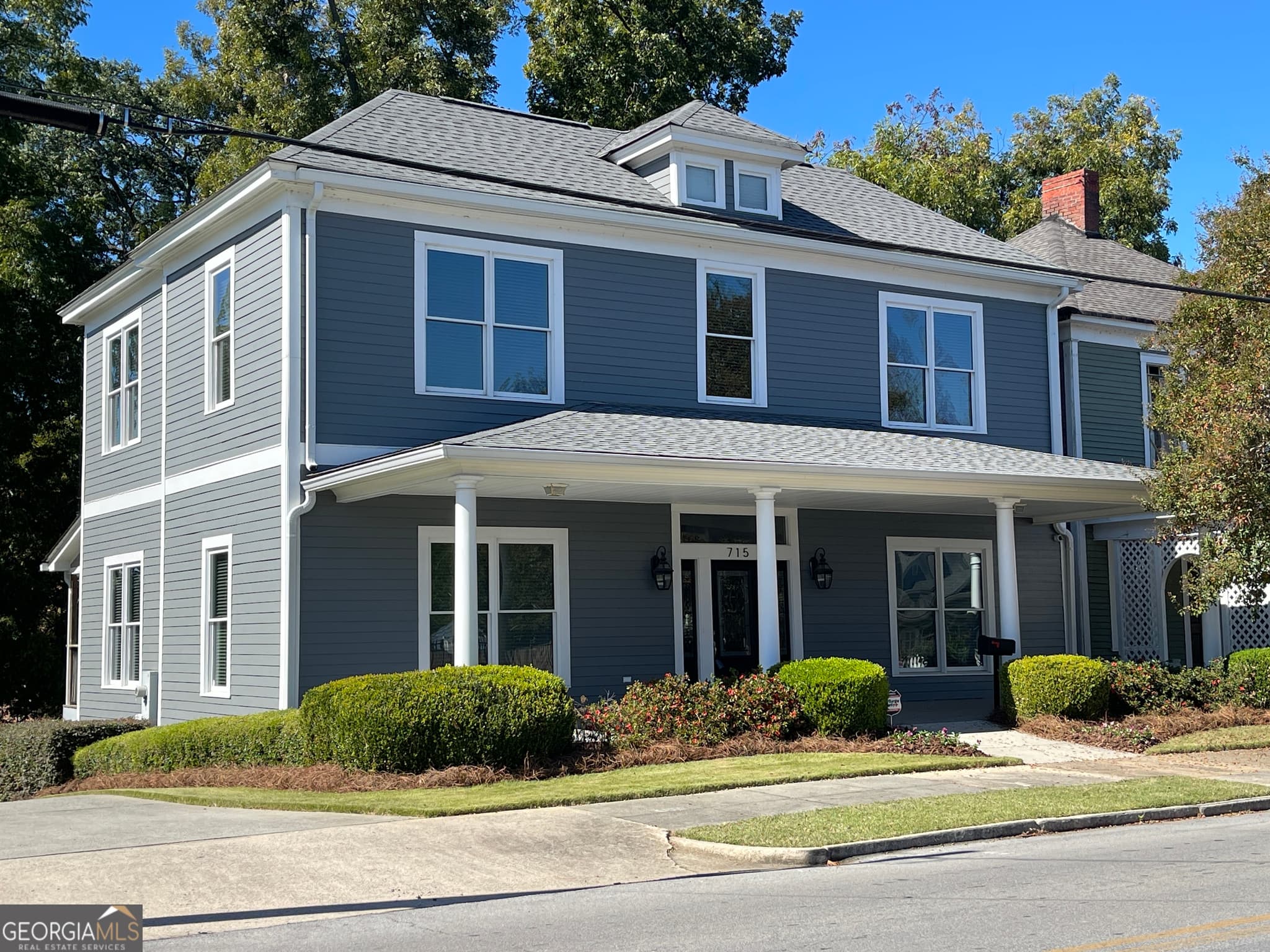 4 bedroom, 2 bathroom, 2,604 sq ft single family residence for sale at 715 Avenue A, Rome, GA 30165 — photo 1 of 33