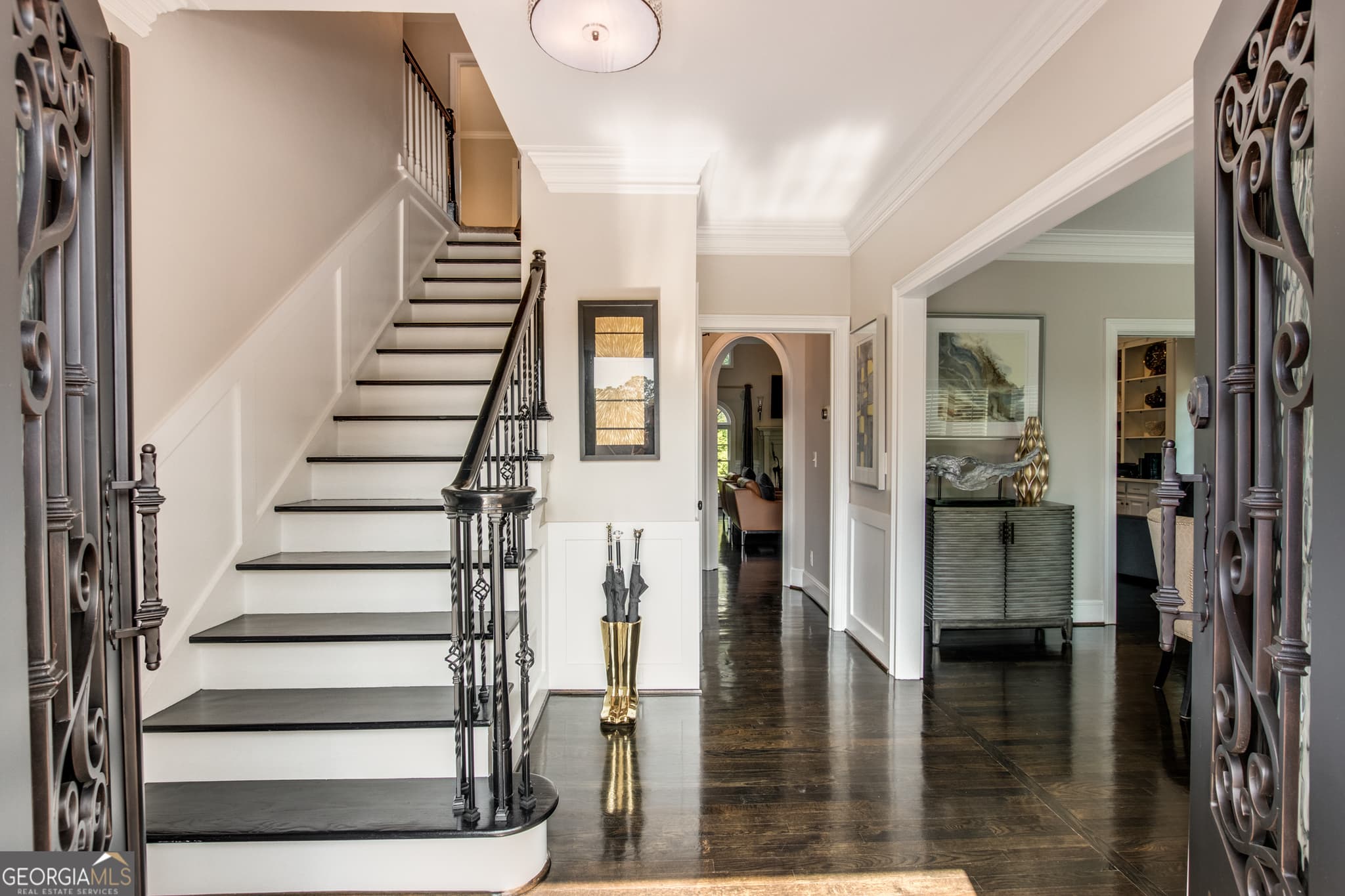 5 bedroom, 4.5 bathroom, 5,030 sq ft single family residence for sale at 2995 Coles Way, Sandy Springs, GA 30350 — photo 4