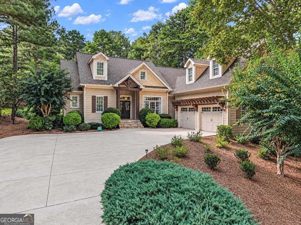 3 bedroom, 3.5 bathroom, 2,854 sq ft single family residence for sale at 107 Oakton, Eatonton, GA 31024 — photo 1 of 58