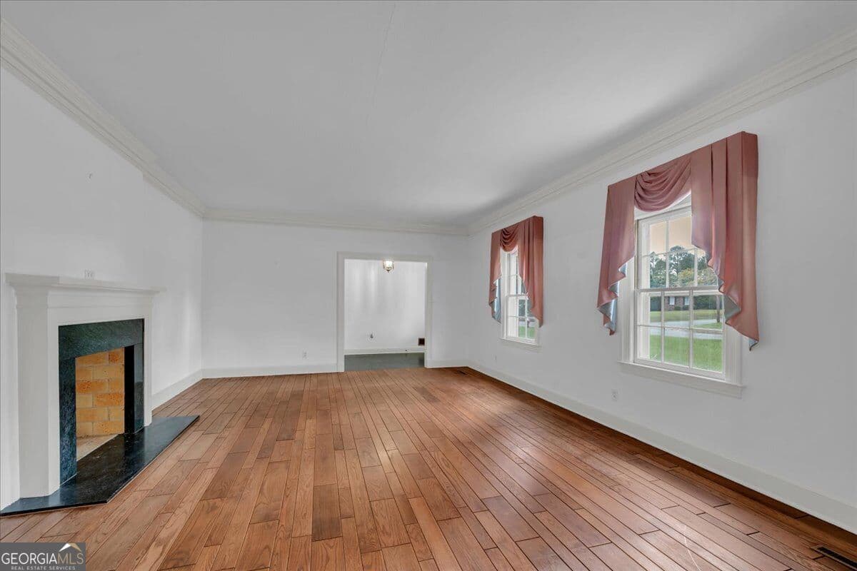 4 bedroom, 2 bathroom, 2,951 sq ft single family residence for sale at 1304 Canary St., Cordele, GA 31015 — photo 5
