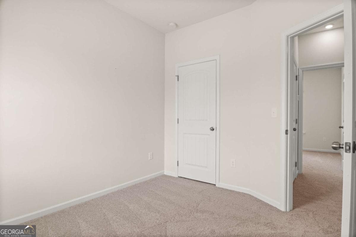 3 bedroom, 2.5 bathroom, 1,214 sq ft single family residence for sale at 21 Cove Lane, Ringgold, GA 30736 — photo 9