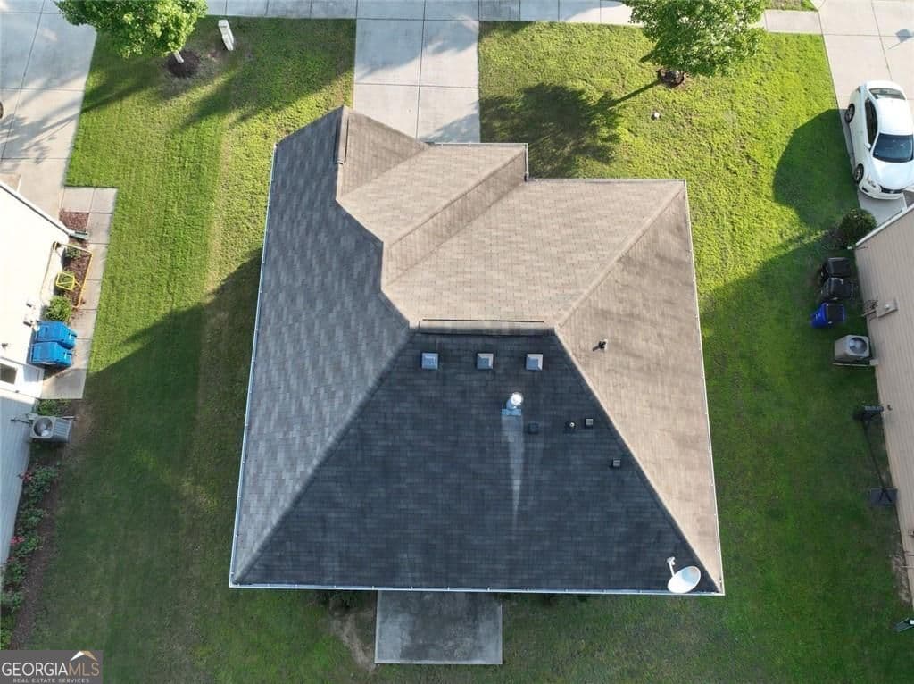 3 bedroom, 2.5 bathroom, 1,802 sq ft single family residence for sale at 35 Ivey Township Drive, Dallas, GA 30132 — photo 3