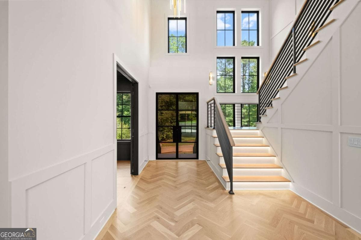 6 bedroom, 6.5 bathroom single family residence for sale at 1081 Hershey Drive, Marietta, GA 30062 — photo 7