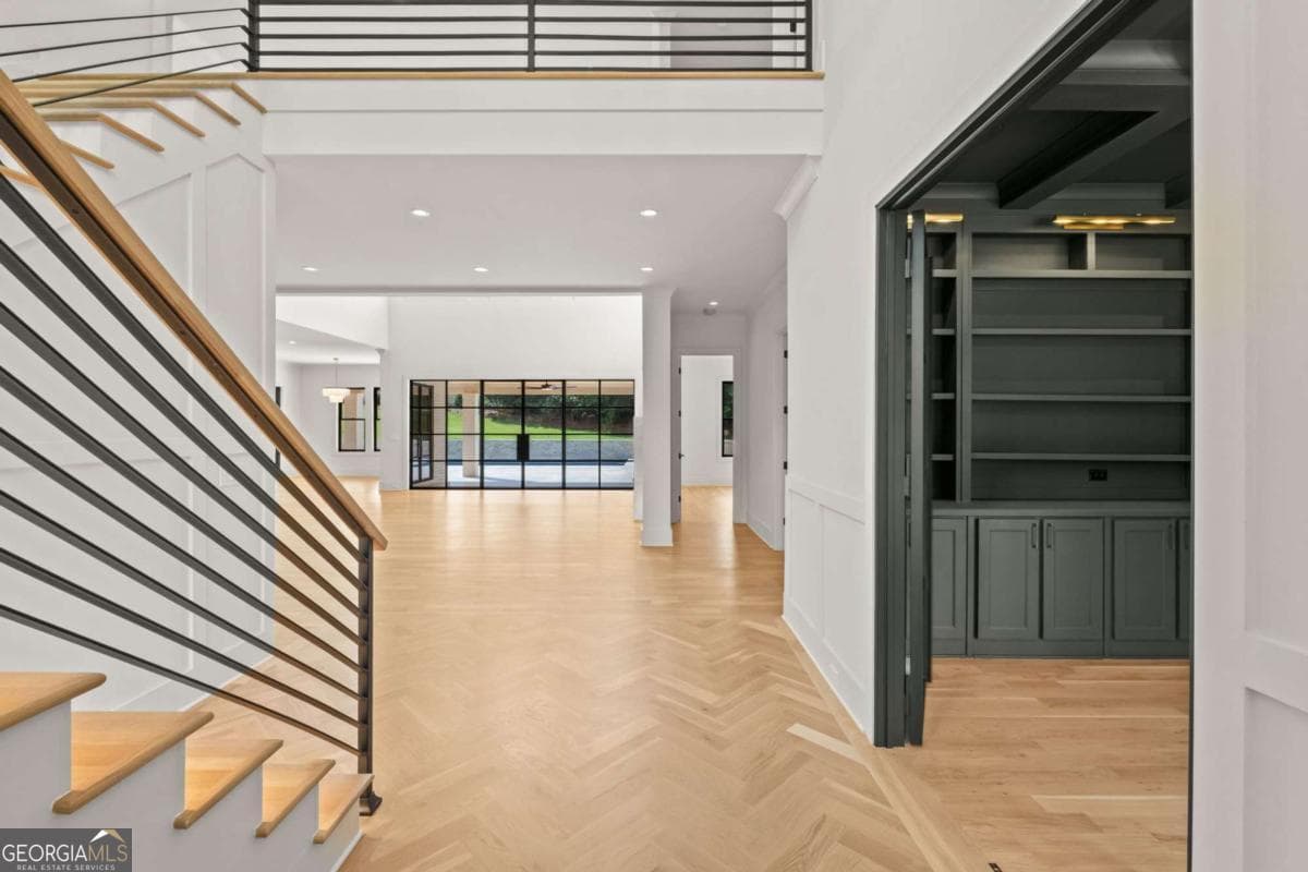 6 bedroom, 6.5 bathroom single family residence for sale at 1081 Hershey Drive, Marietta, GA 30062 — photo 5