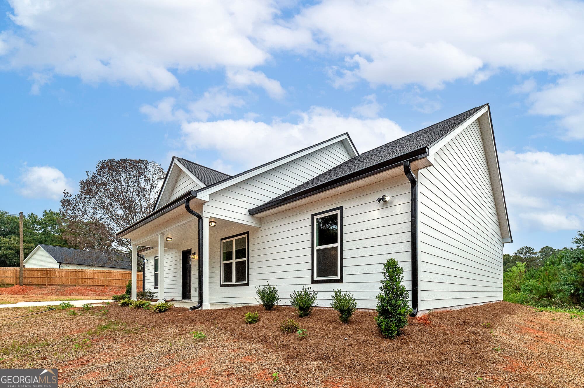 3 bedroom, 2 bathroom, 1,620 sq ft single family residence for sale at 1395 Edwards Road, Yatesville, GA 31097 — photo 7