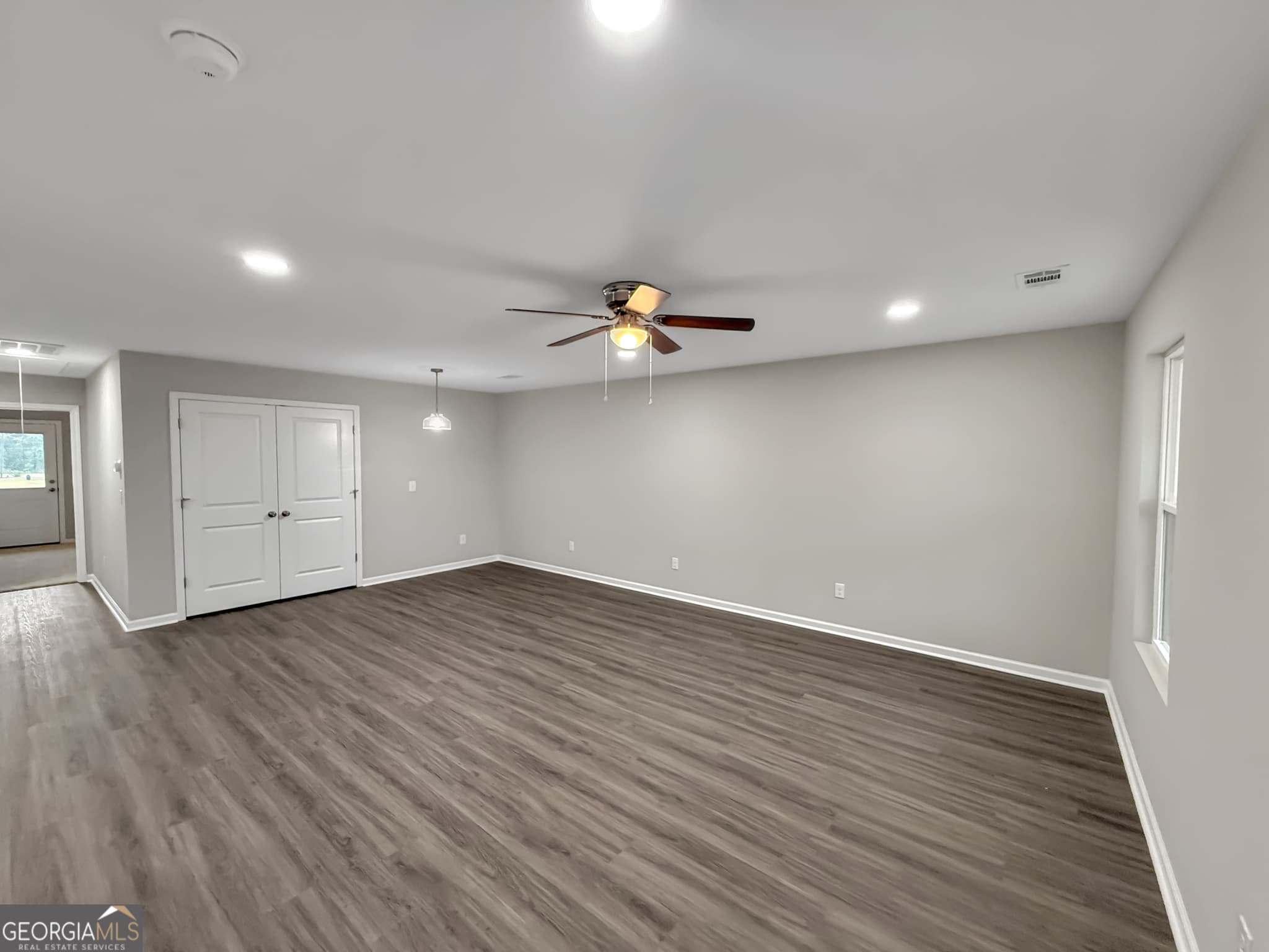 3 bedroom, 2 bathroom, 1,432 sq ft townhouse for sale at 309 Airman Boulevard, Warner Robins, GA 31088 — photo 6