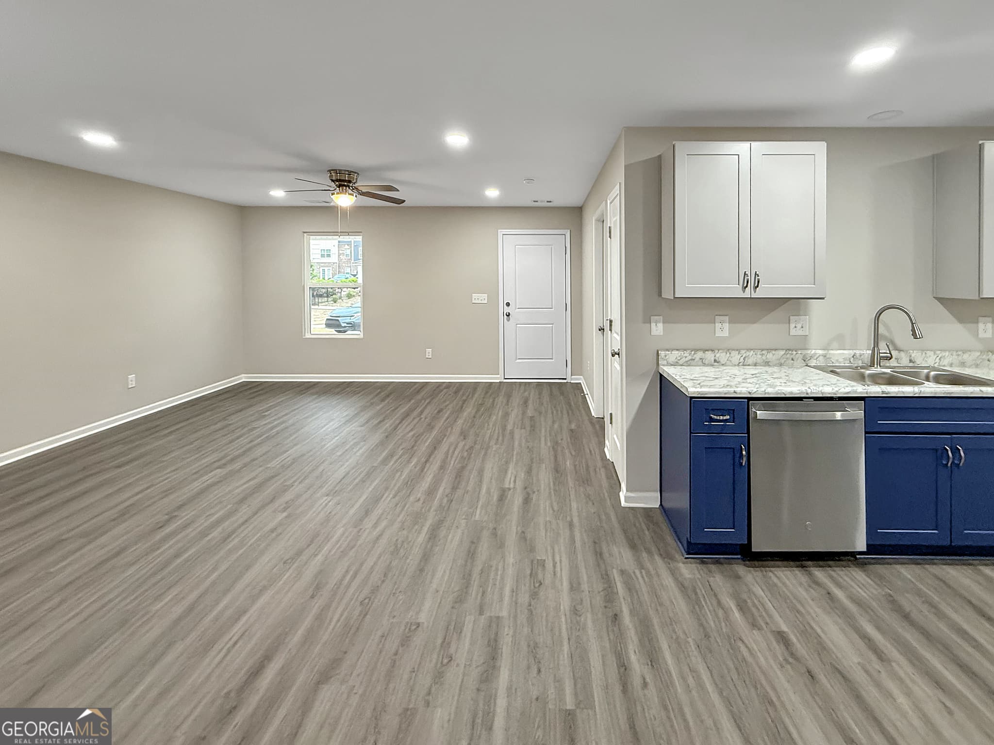 3 bedroom, 2 bathroom, 1,432 sq ft townhouse for sale at 309 Airman Boulevard, Warner Robins, GA 31088 — photo 9