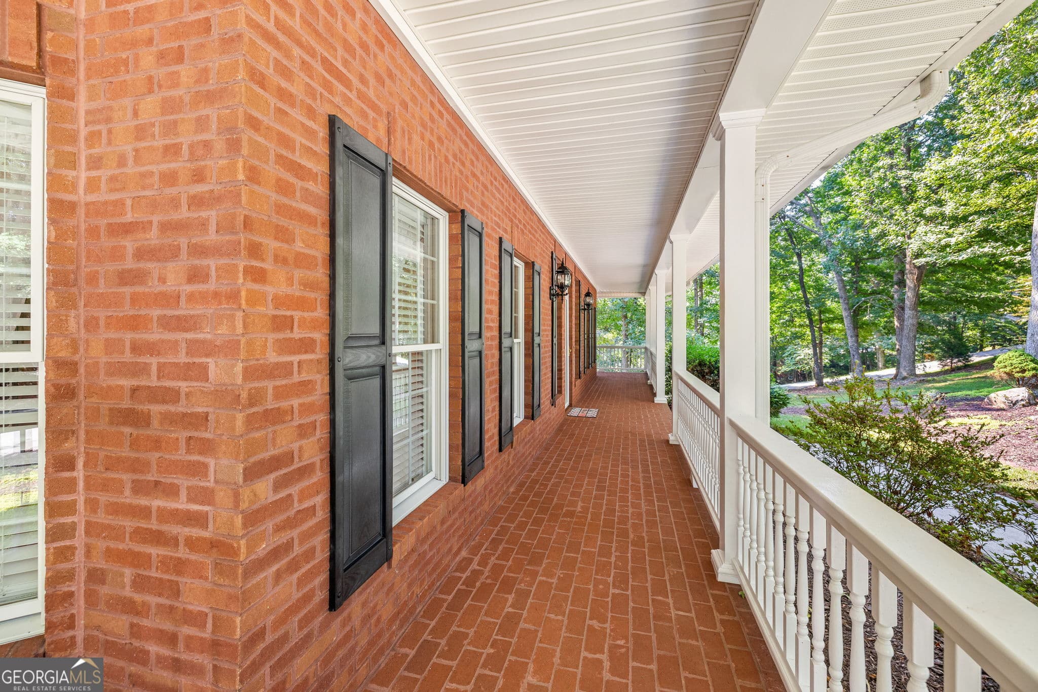 3 bedroom, 3.5 bathroom, 2,949 sq ft single family residence for sale at 284 Laurel Place Drive, Cornelia, GA 30531 — photo 3