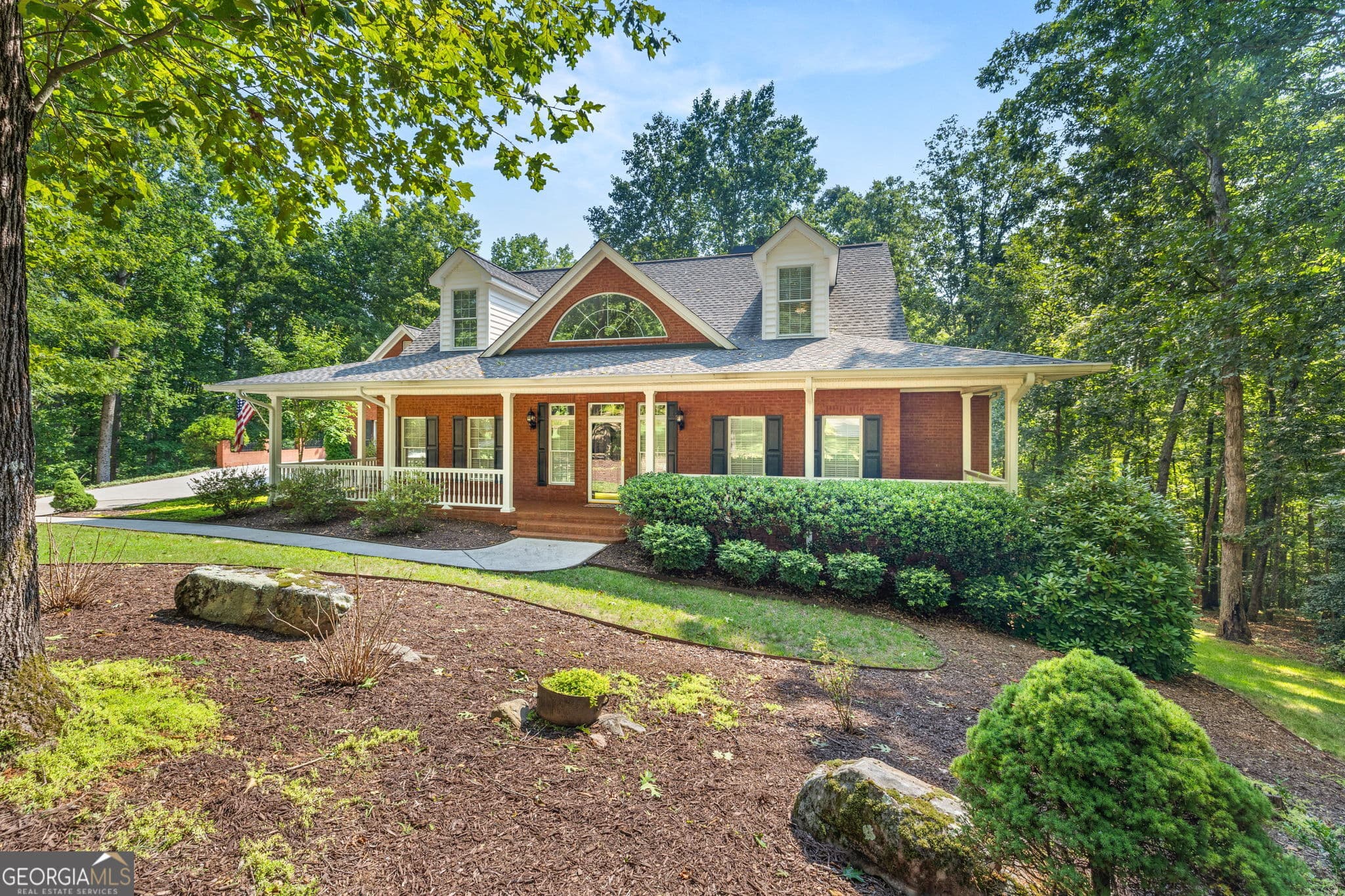 3 bedroom, 3.5 bathroom, 2,949 sq ft single family residence for sale at 284 Laurel Place Drive, Cornelia, GA 30531