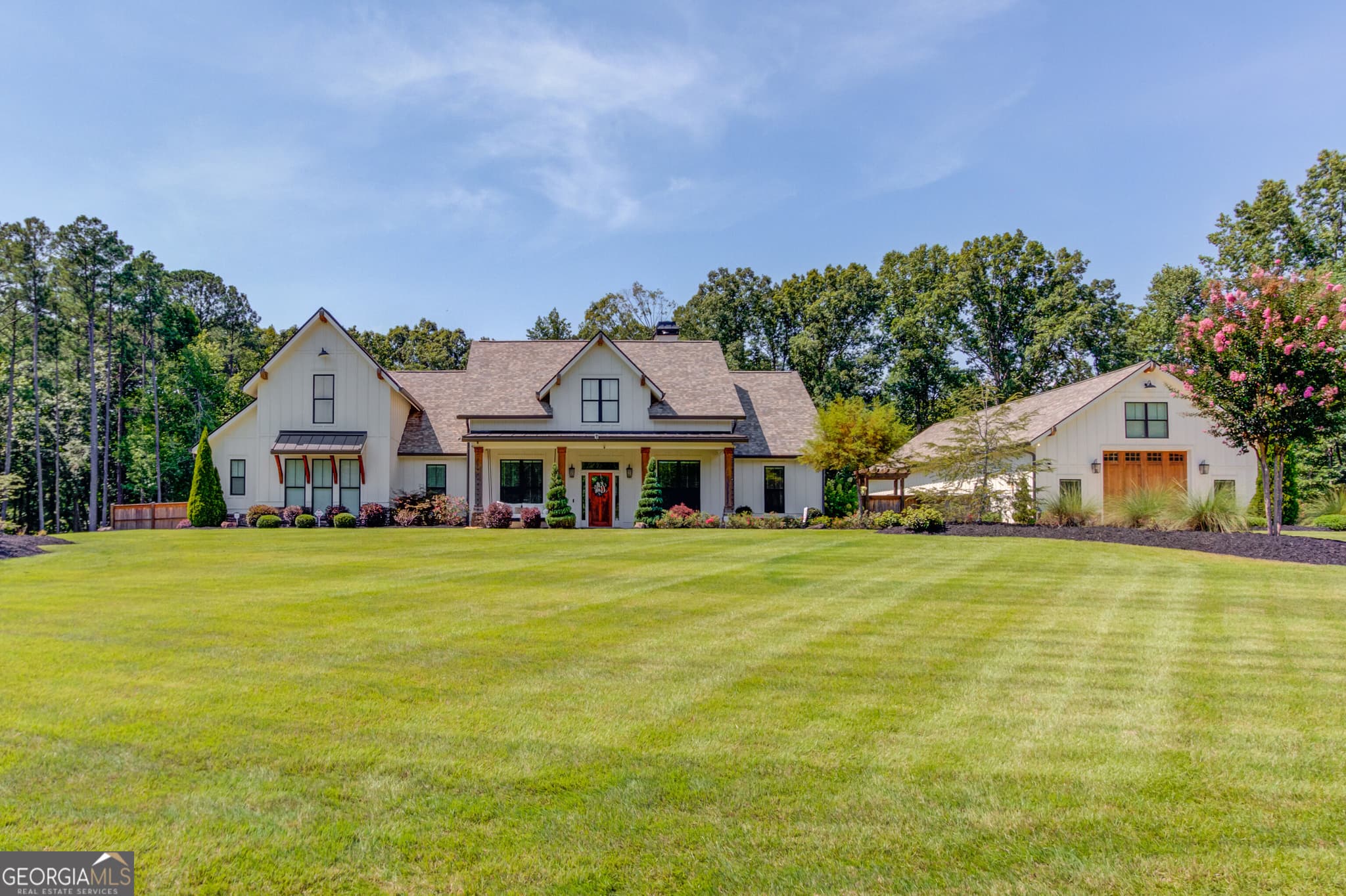 5 bedroom, 4.5 bathroom, 4,072 sq ft single family residence for sale at 1092 Stewart Road, Monroe, GA 30655 — photo 6