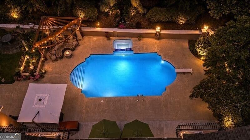 5 bedroom, 7 bathroom single family residence for sale at 135 Lameloise Lane, Atlanta, GA 30327 — photo 5