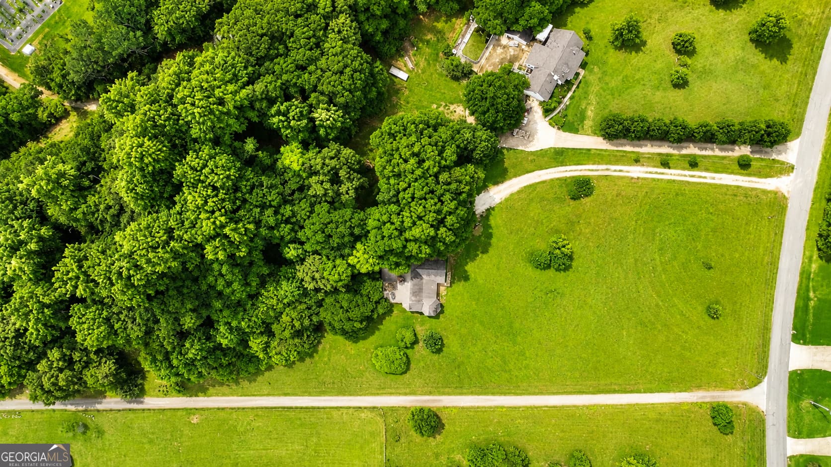5 bedroom, 4 bathroom, 2,721 sq ft single family residence for sale at 2433 Bear Creek Road, Statham, GA 30666 — photo 8