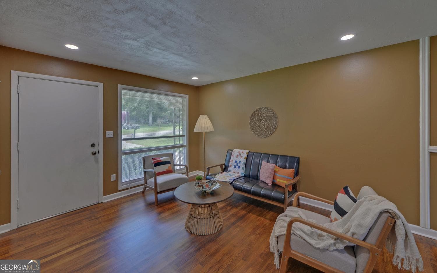 3 bedroom, 1.5 bathroom, 950 sq ft single family residence for sale at 60 Kelsey Drive, Hartwell, GA 30643 — photo 5
