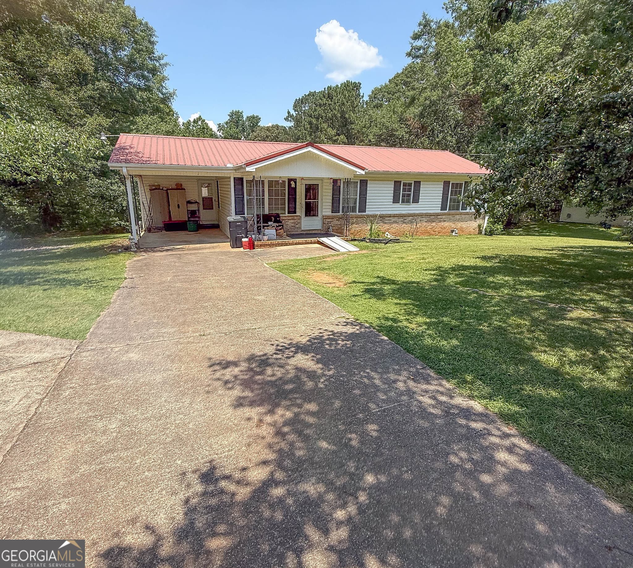 3 bedroom, 1.5 bathroom, 1,208 sq ft single family residence sold at 3010 Old West Point Road, Lagrange, GA 30240