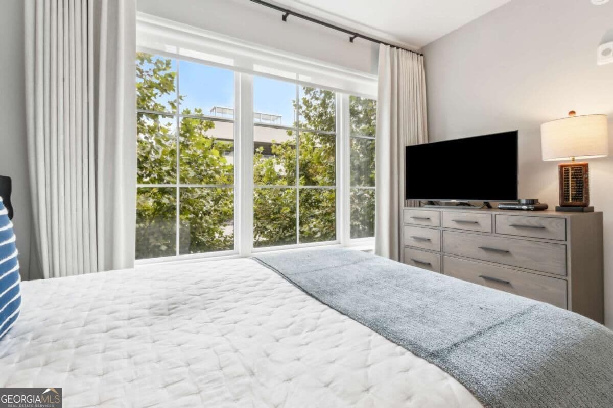 1 bedroom, 1 bathroom, 816 sq ft condominium for sale at 22 Airline Street 204, Atlanta, GA 30312 — photo 9