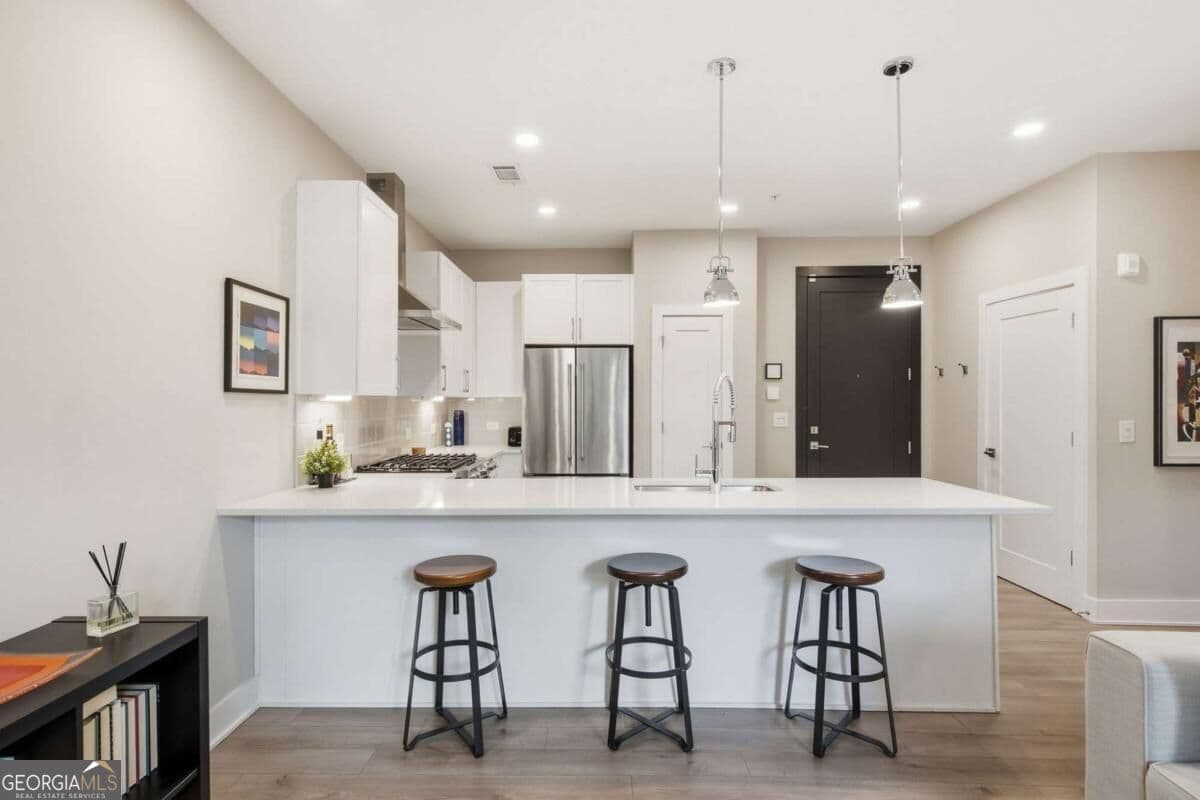 1 bedroom, 1 bathroom, 816 sq ft condominium for sale at 22 Airline Street 204, Atlanta, GA 30312 — photo 4