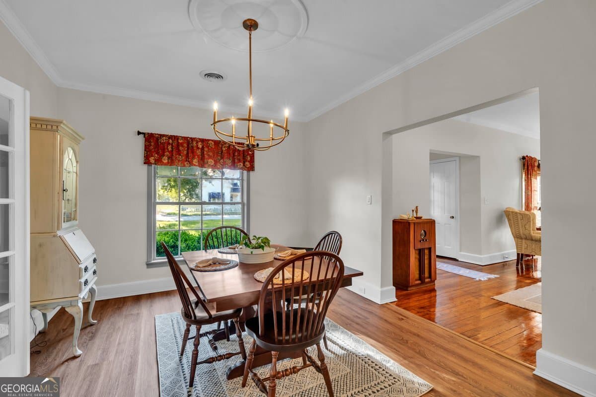3 bedroom, 2 bathroom, 2,173 sq ft single family residence for sale at 613 N 3rd Street, Vienna, GA 31092 — photo 9
