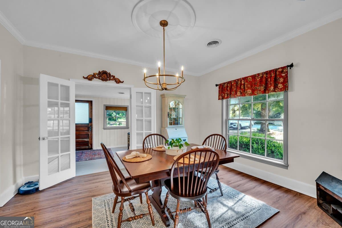 3 bedroom, 2 bathroom, 2,173 sq ft single family residence for sale at 613 N 3rd Street, Vienna, GA 31092 — photo 8
