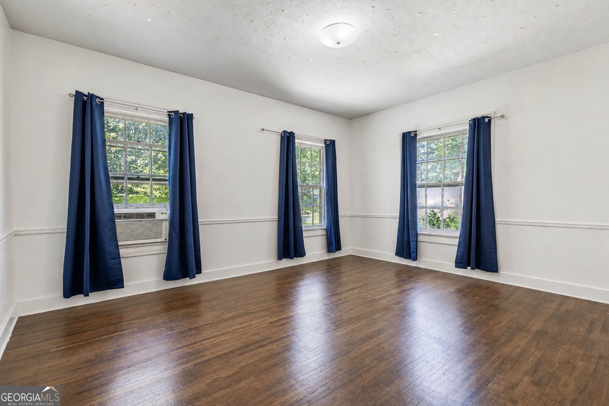 3 bedroom, 2 bathroom, 2,360 sq ft single family residence for sale at 315 Woodland Avenue, Roanoke, AL 36274 — photo 7