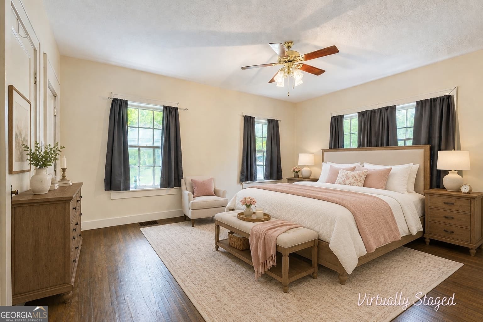 3 bedroom, 2 bathroom, 2,360 sq ft single family residence for sale at 315 Woodland Avenue, Roanoke, AL 36274 — photo 5