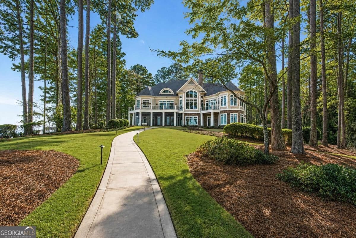 5 bedroom, 6 bathroom, 8,706 sq ft single family residence for sale at 1080 Prosperity Pointe, Greensboro, GA 30642 — photo 6