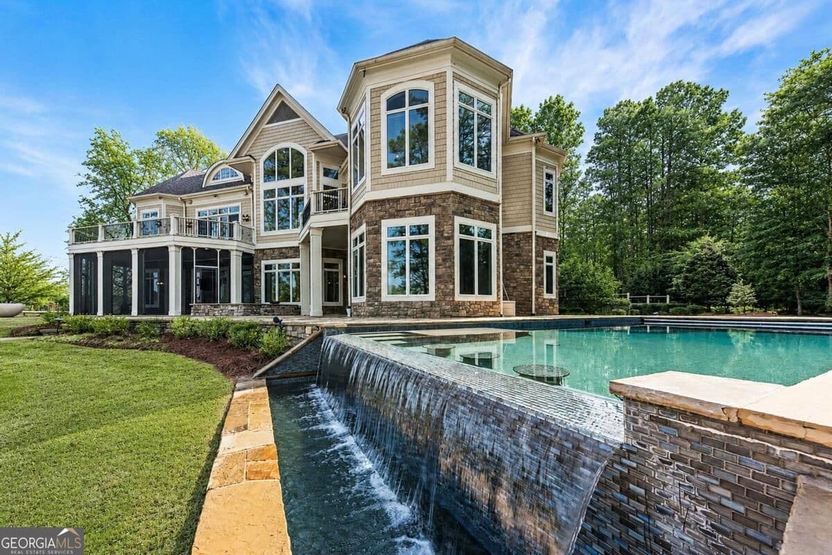 5 bedroom, 6 bathroom, 8,706 sq ft single family residence for sale at 1080 Prosperity Pointe, Greensboro, GA 30642 — photo 7