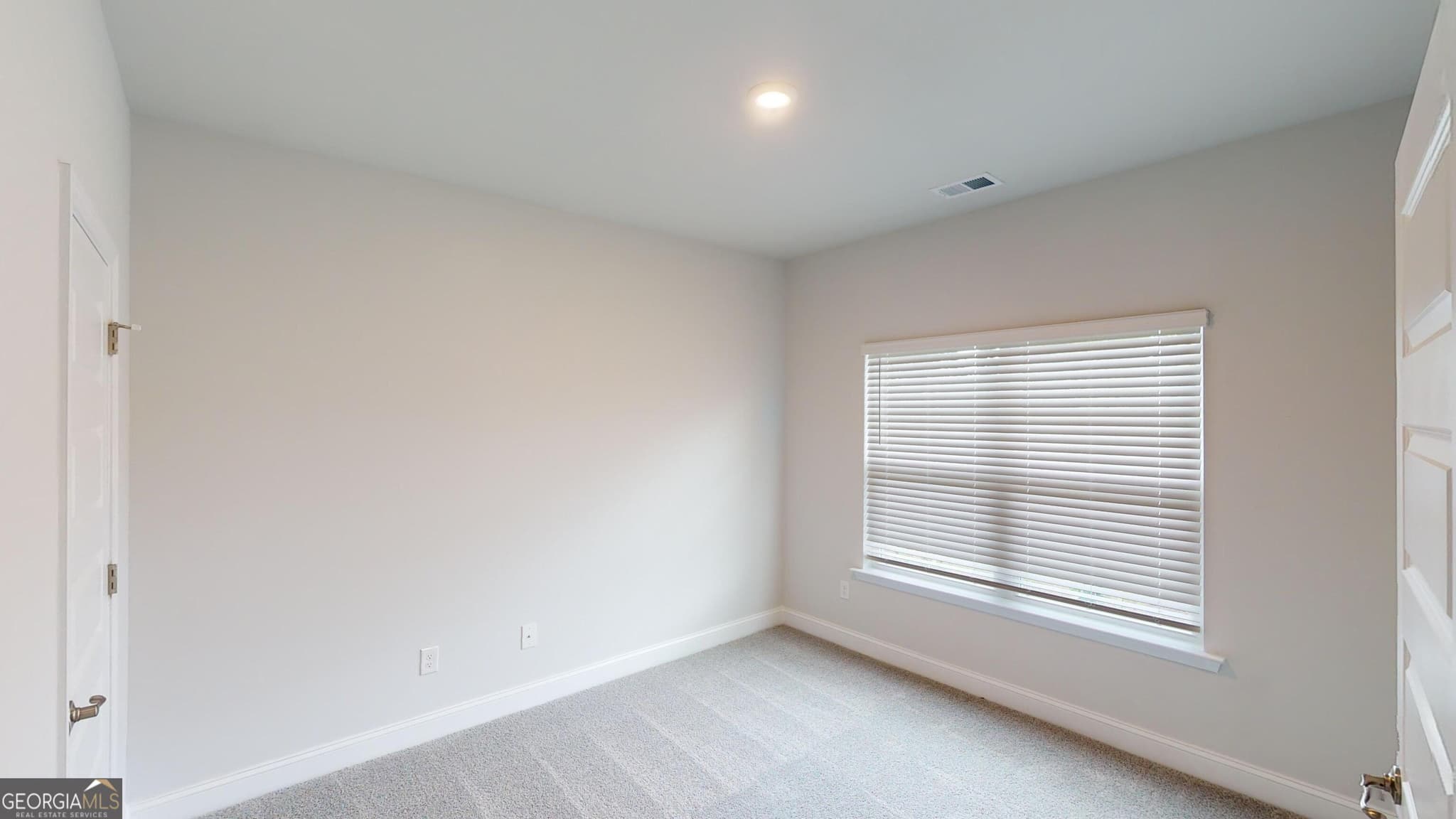 4 bedroom, 2.5 bathroom, 2,505 sq ft single family residence for sale at 1101 Stiles Crossing 75, Griffin, GA 30223 — photo 4