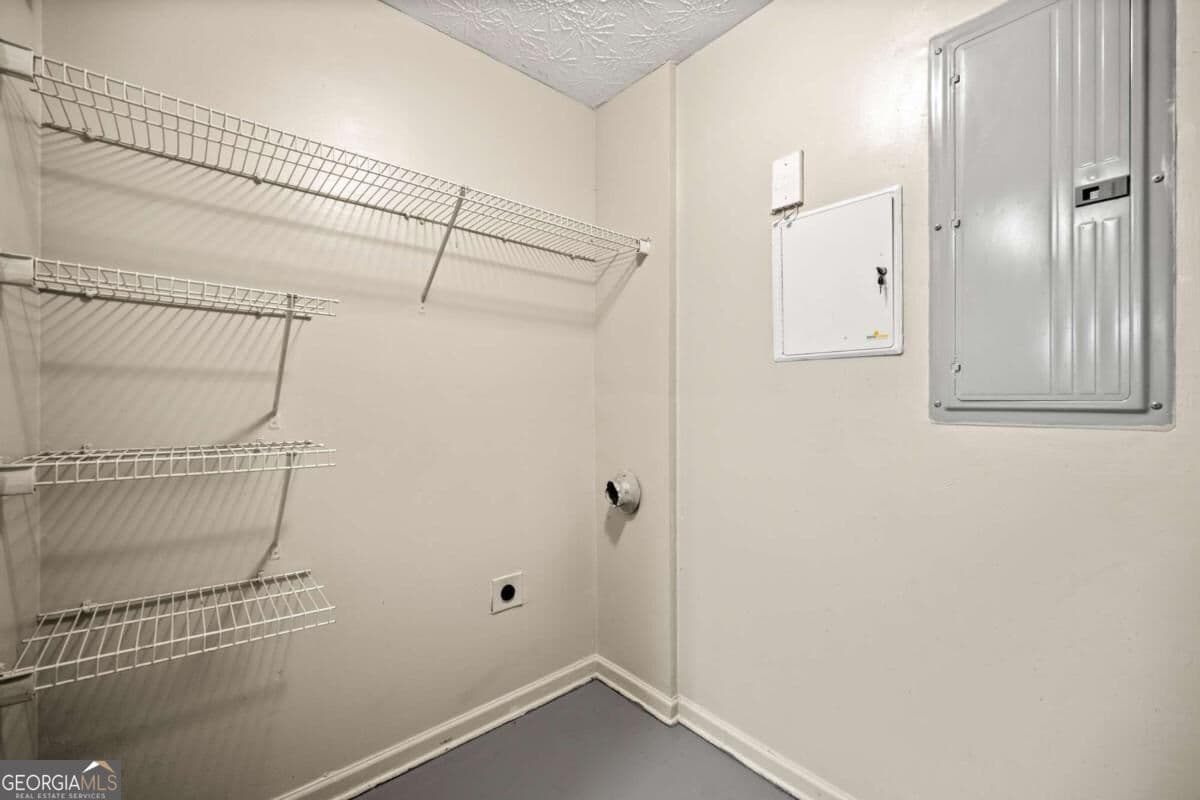 3 bedroom, 2 bathroom, 1,292 sq ft condominium for rent at 9202 Fairington Ridg Circle, Lithonia, GA 30038 for $1,375 a month — photo 10