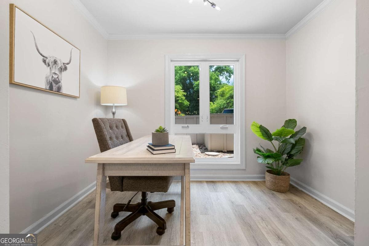3 bedroom, 2.5 bathroom, 1,516 sq ft condominium for sale at 922 Cedar Creek, Marietta, GA 30067 — photo 6