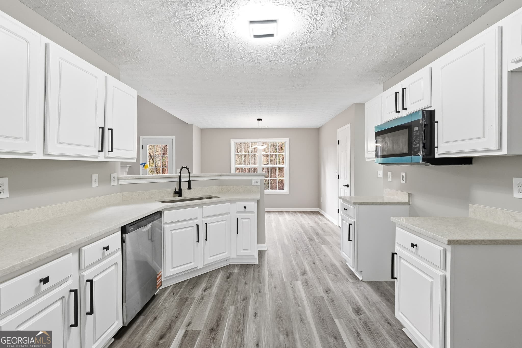 4 bedroom, 2.5 bathroom, 2,307 sq ft single family residence for sale at 3731 Rainover Drive, Decatur, GA 30034 — photo 10