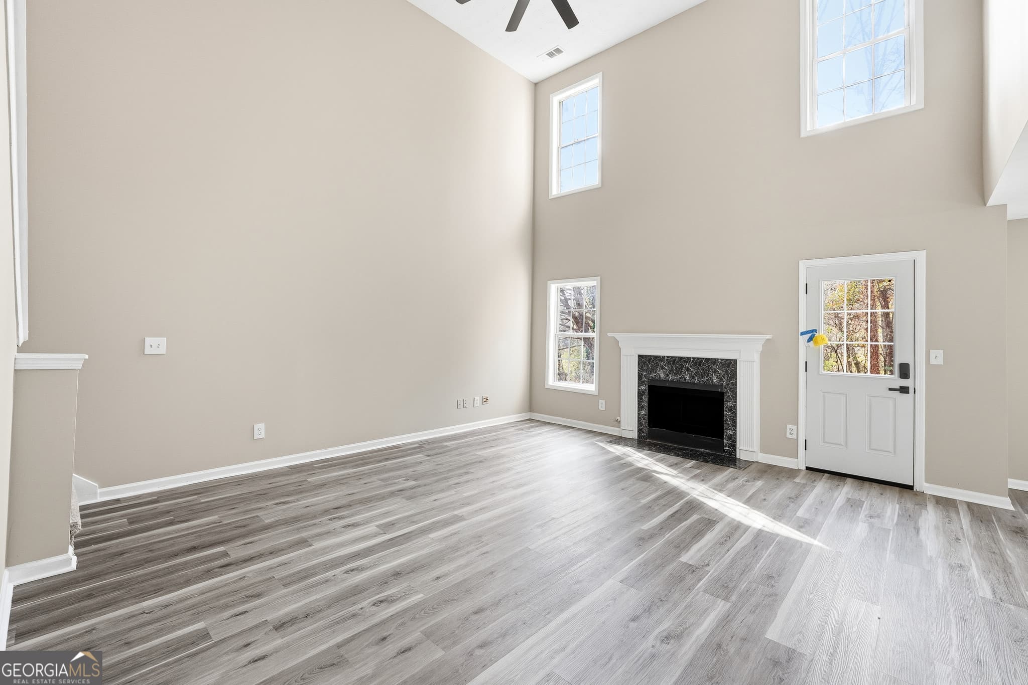 4 bedroom, 2.5 bathroom, 2,307 sq ft single family residence for sale at 3731 Rainover Drive, Decatur, GA 30034 — photo 8