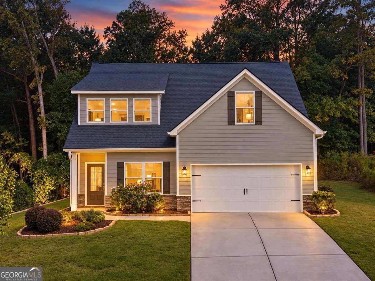 4 bedroom, 2.5 bathroom, 2,500 sq ft single family residence for sale at 4462 Highland Gate Parkway, Gainesville, GA 30506