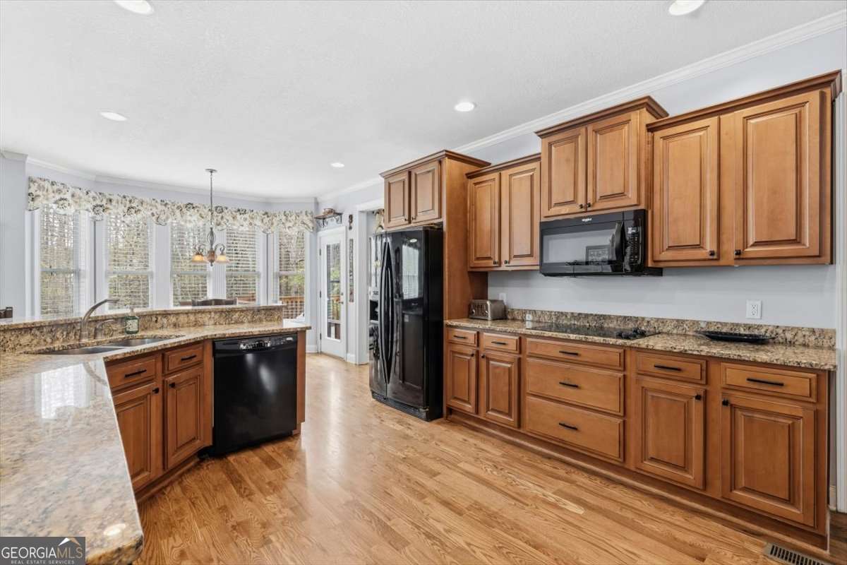 4 bedroom, 2.5 bathroom, 2,942 sq ft single family residence for sale at 20 Blacksmith Lane, Cartersville, GA 30120 — photo 7