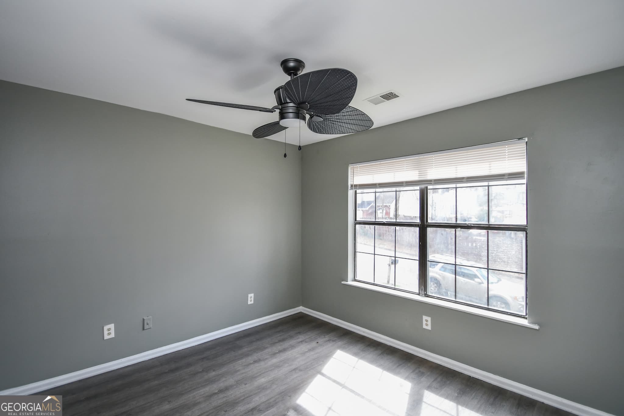 2 bedroom, 1 bathroom townhouse for rent at 735 Oak Drive, Hapeville, GA 30354 for $1,550 a month — photo 3
