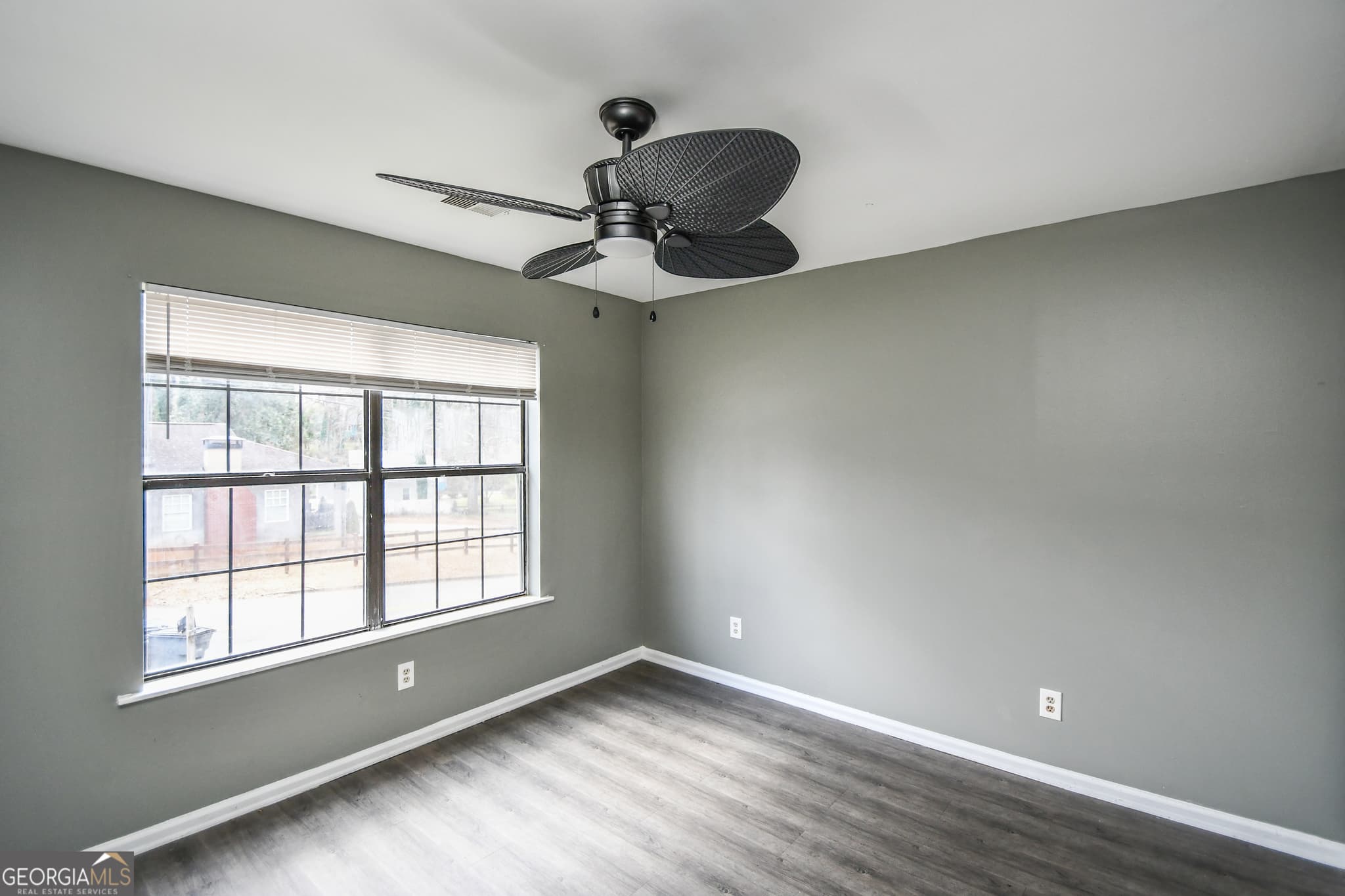 2 bedroom, 1 bathroom townhouse for rent at 735 Oak Drive, Hapeville, GA 30354 for $1,550 a month — photo 4
