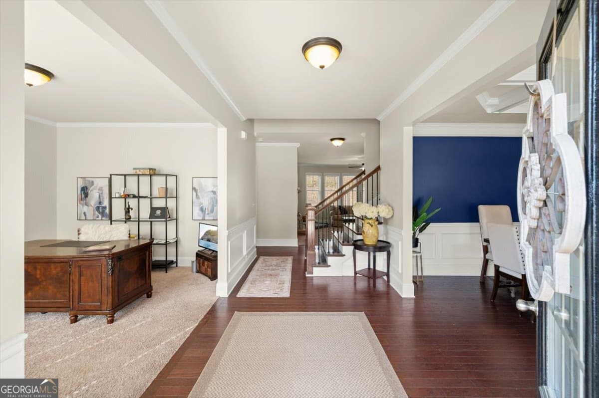 5 bedroom, 4 bathroom, 3,390 sq ft single family residence for sale at 5472 Heatherbrooke Drive, Acworth, GA 30101 — photo 4
